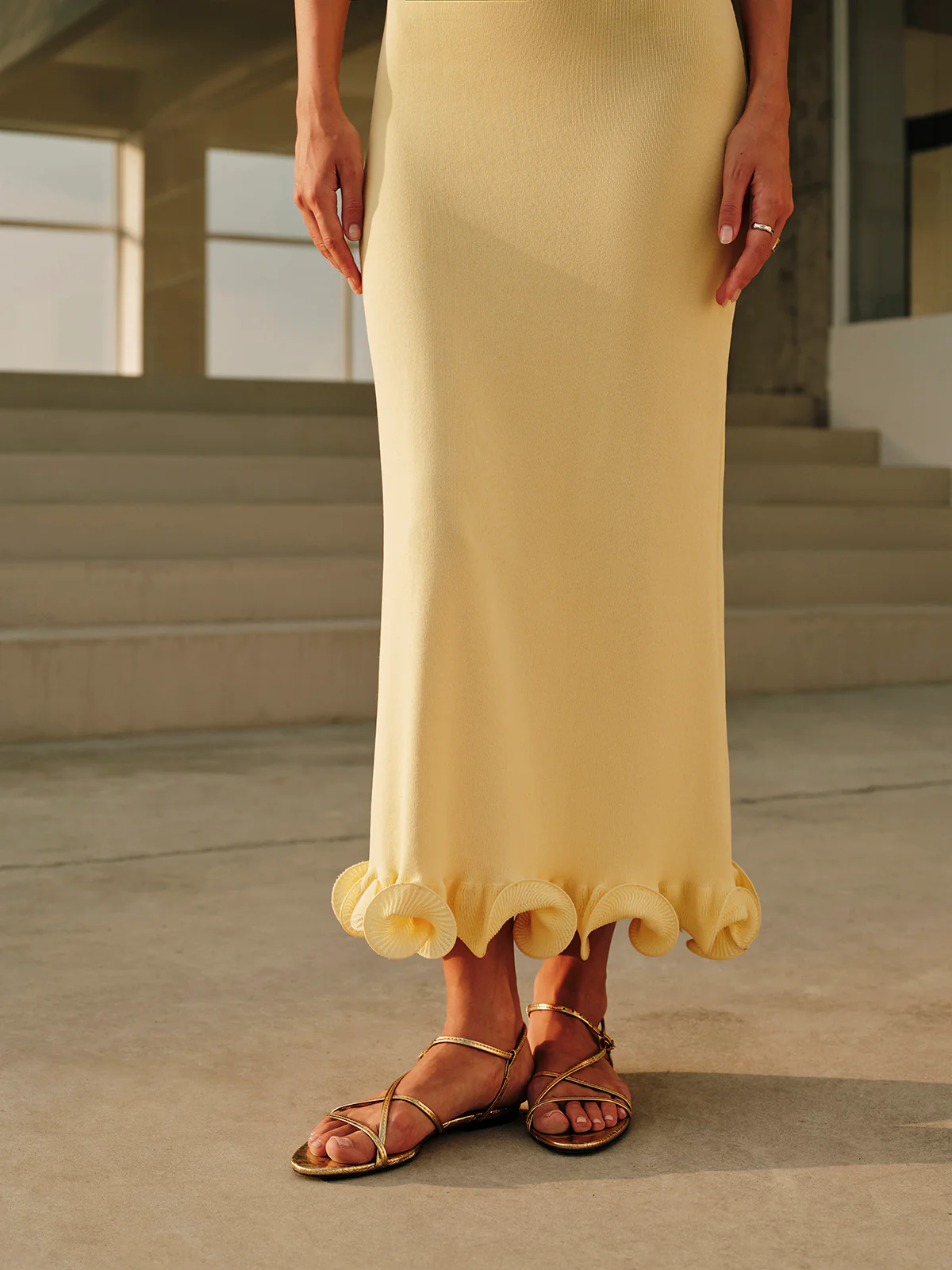 Cold-Shoulder Knit Ruffle Dress - Image 4
