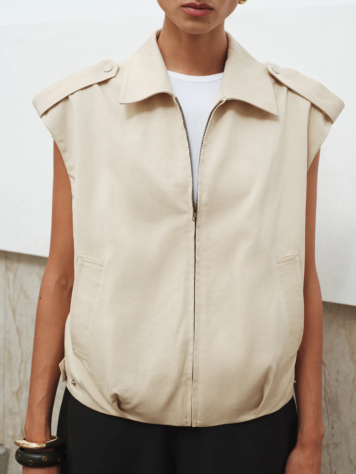 Collared Cap Sleeve Zip-Up Vest - Image 7