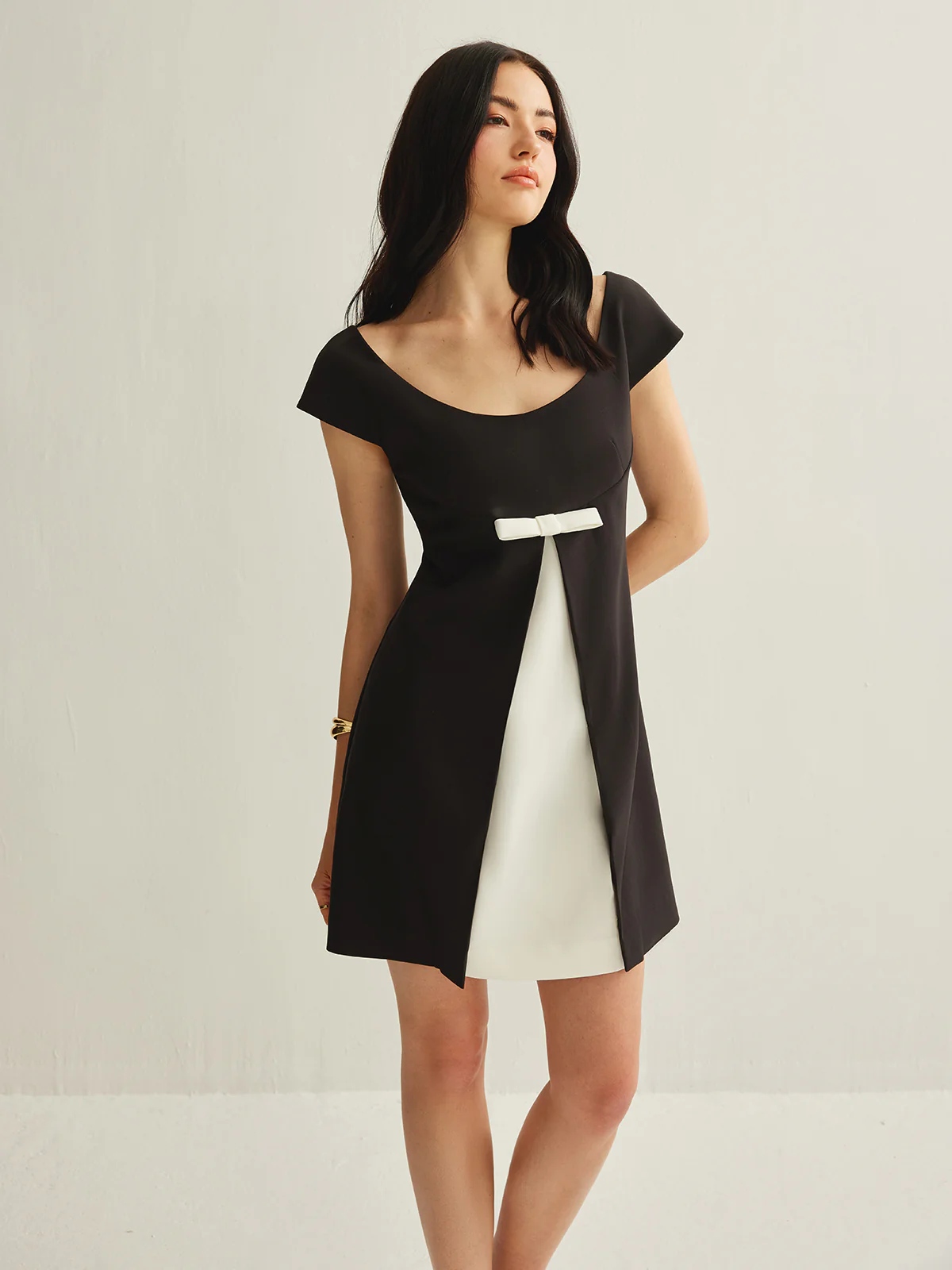 Color Block Bow Detail Dress - Image 2