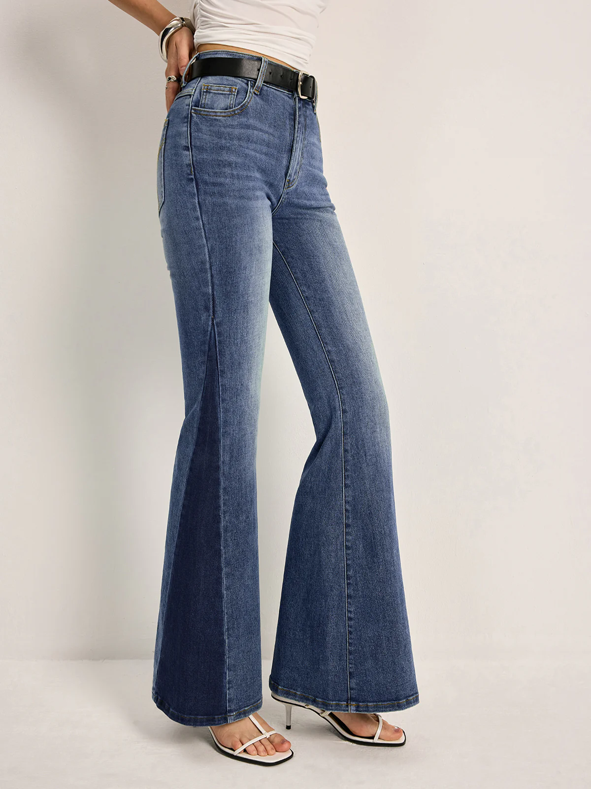 Color Block Mid-Waist Bell Jeans - Image 3