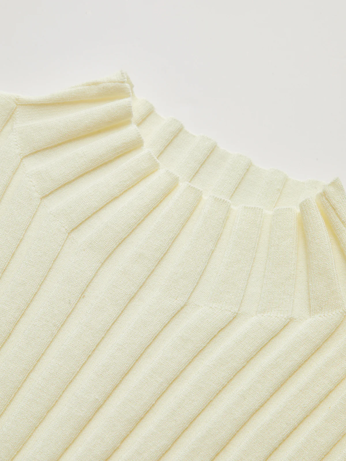 Color-Block Mock Neck Ribbed Knit Top - Image 6