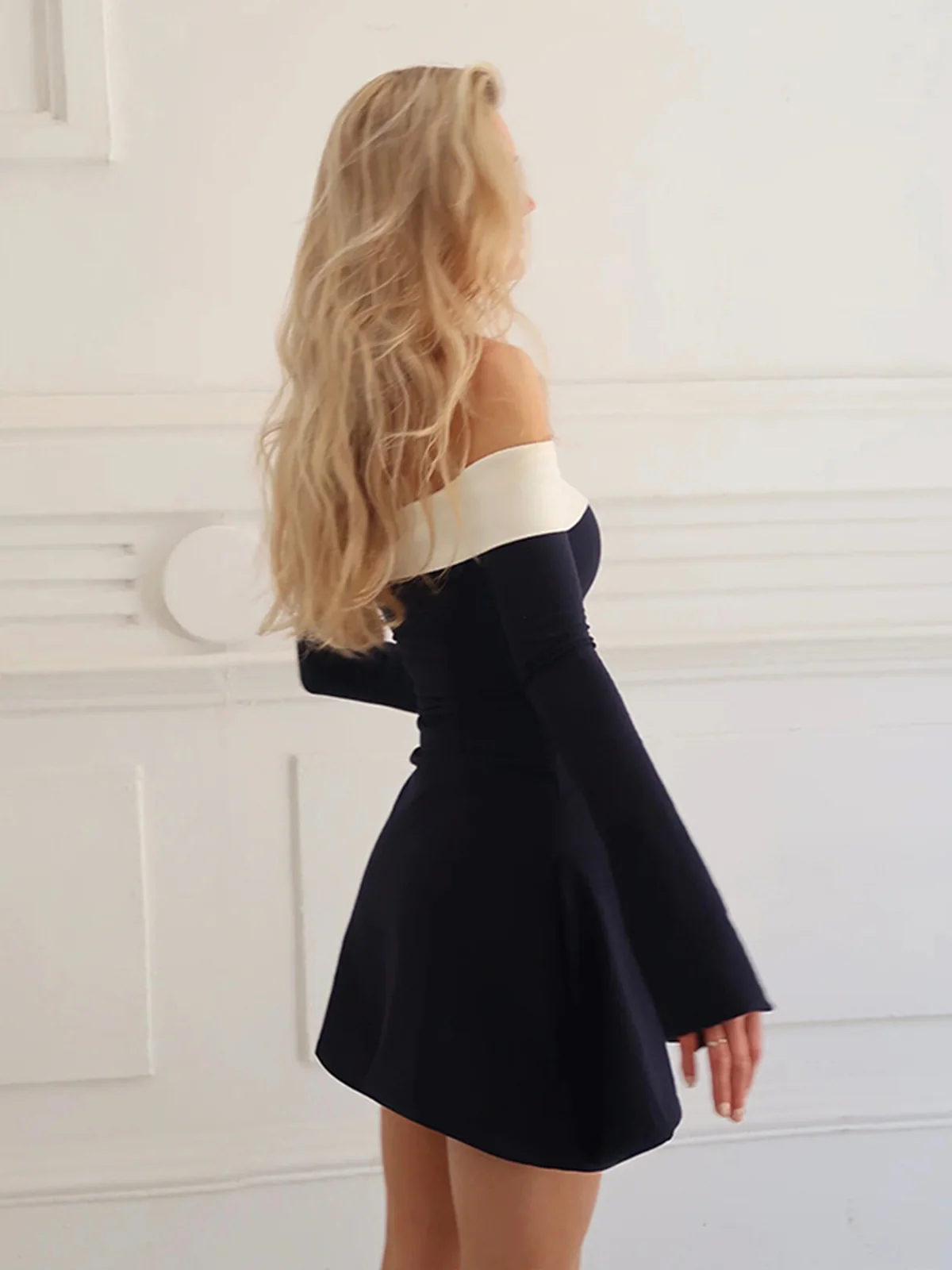 Color Block Off-Shoulder Long Sleeve Short Dress - Image 3