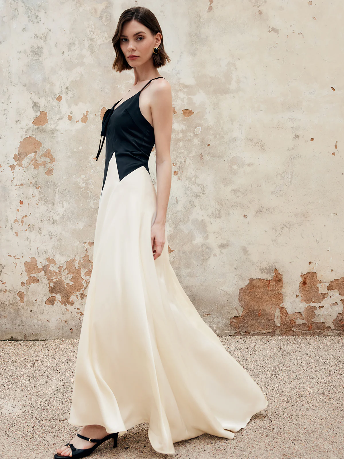 Color Block Pleated Cutout Cami Long Dress - Image 3