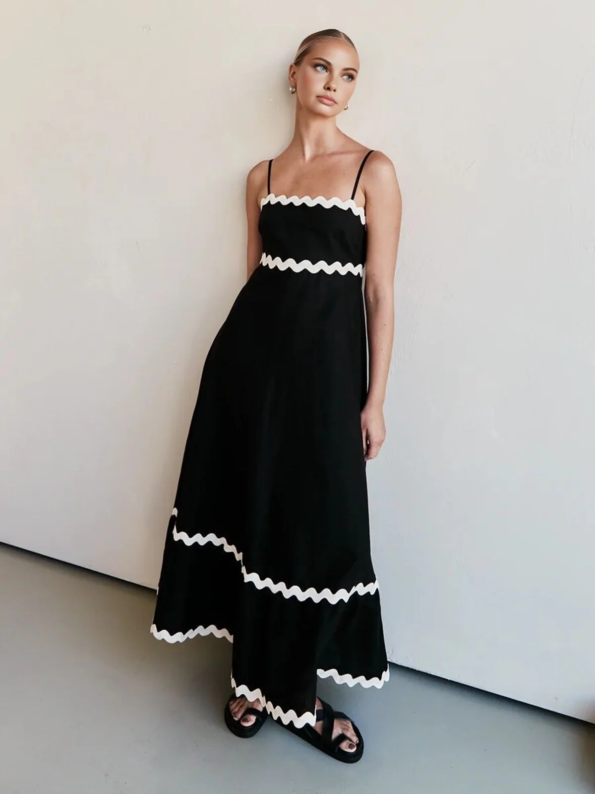 Contast Trim Cami Long Dress - Image 3