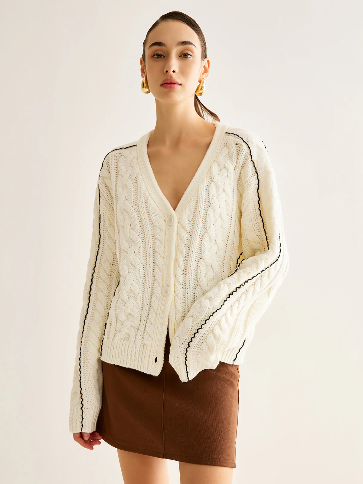 Contrast Binding Button Cardigan - Image 2