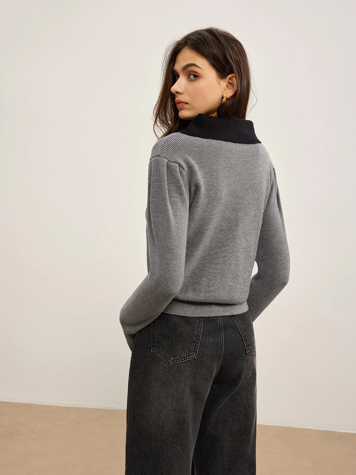 Contrast Collar Slim Button Cardigan - Image 6