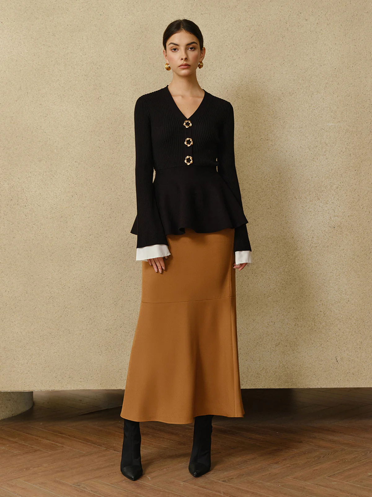 Contrast Cuff Ruffle Knit Top - Image 7