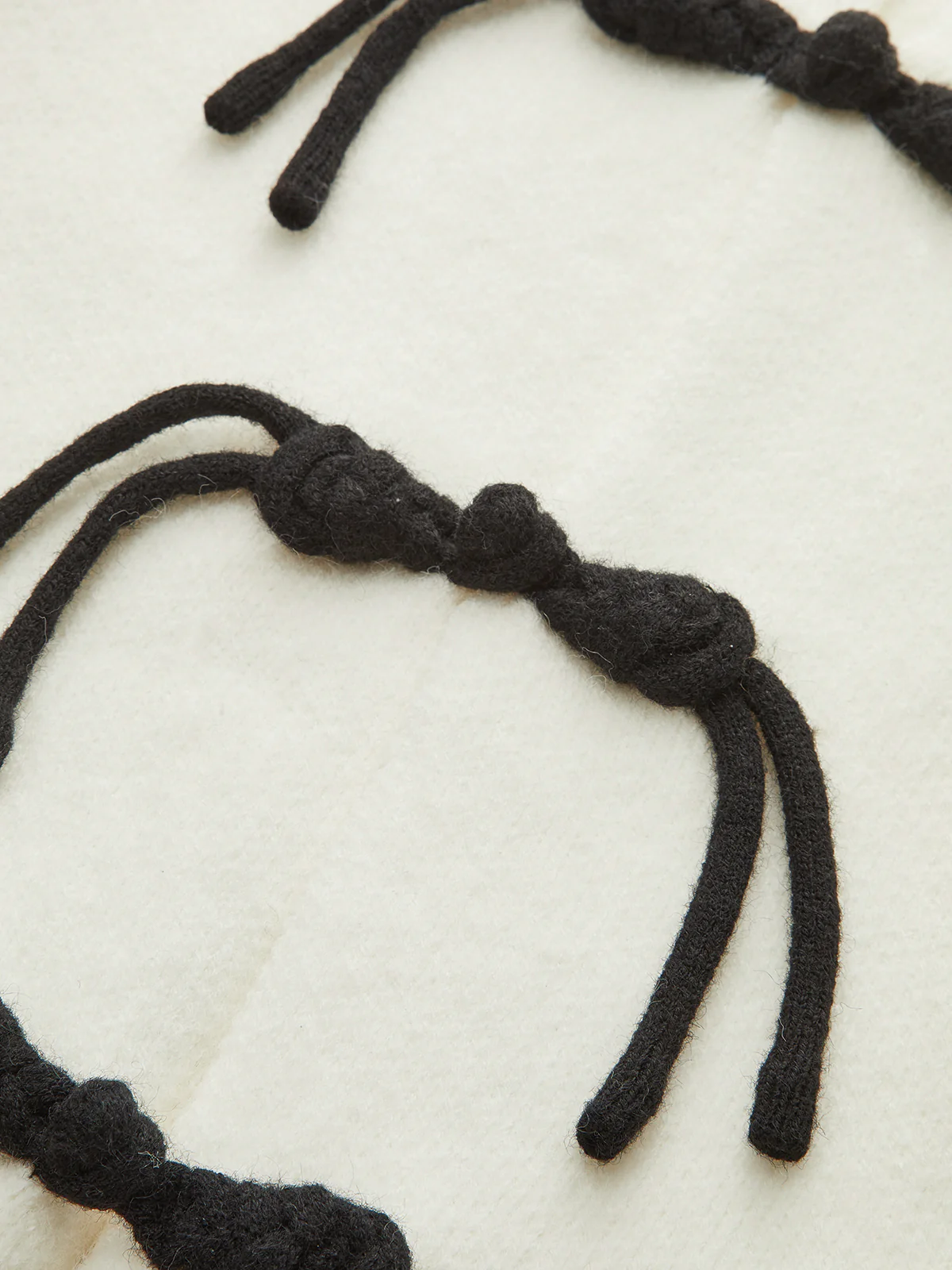 Contrast Knot Button Knit Cardigan - Image 3
