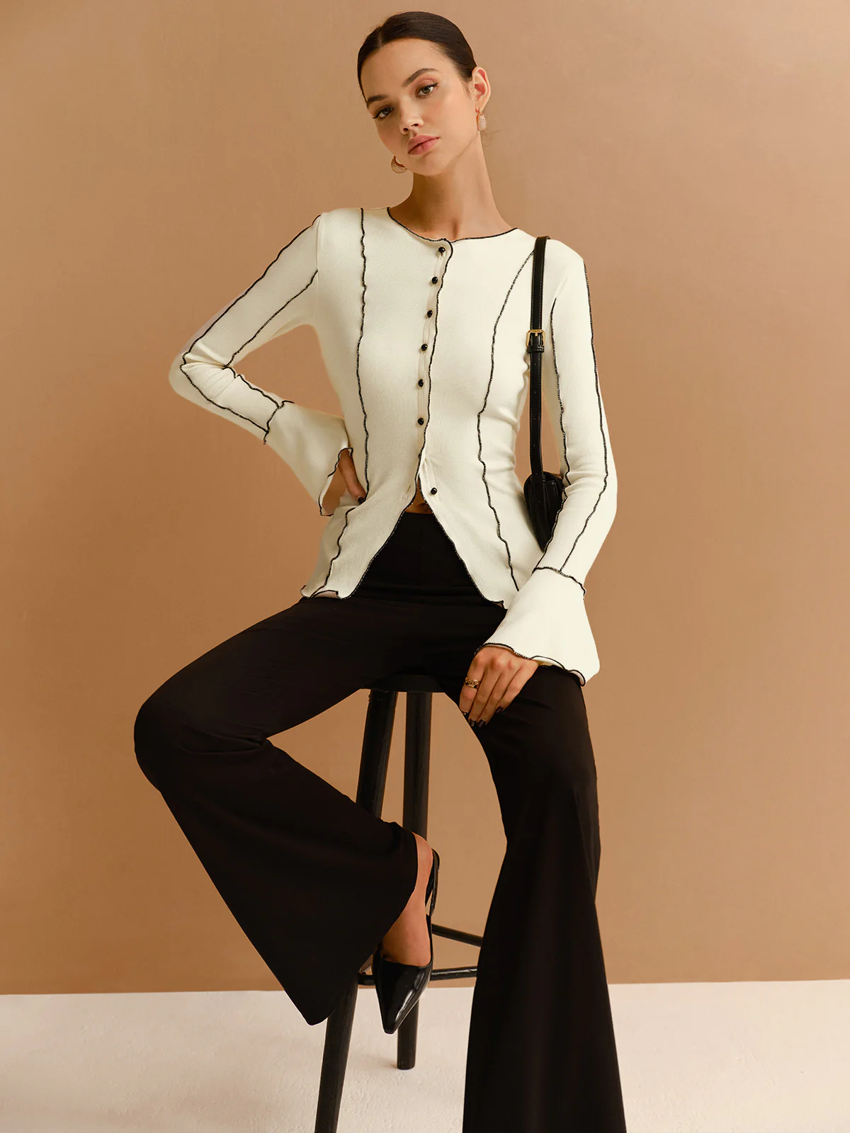 Contrast Lettuce Trim Button Slit Top - Image 5