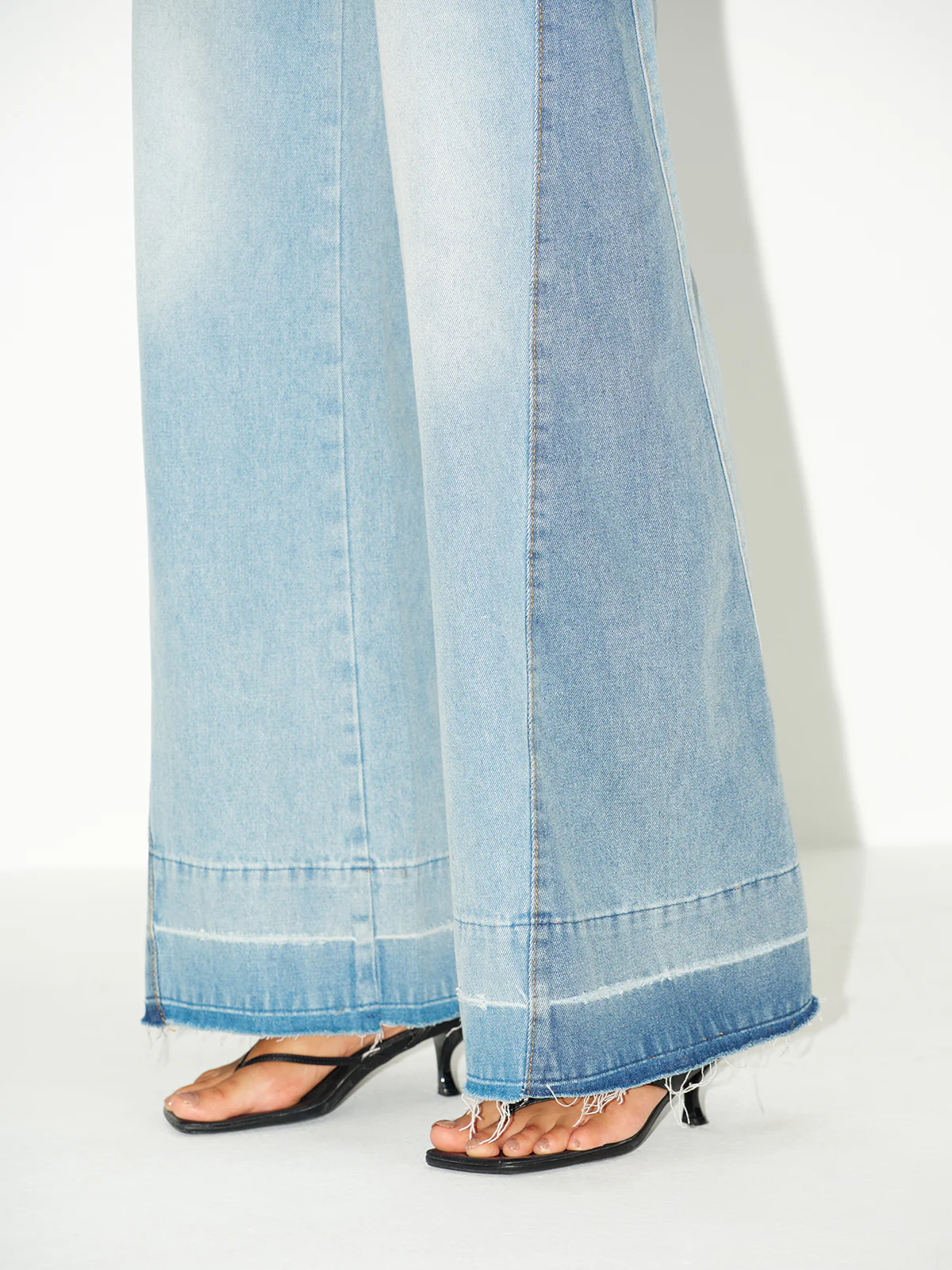 Contrast Panel Wide-Leg Jeans - Image 6