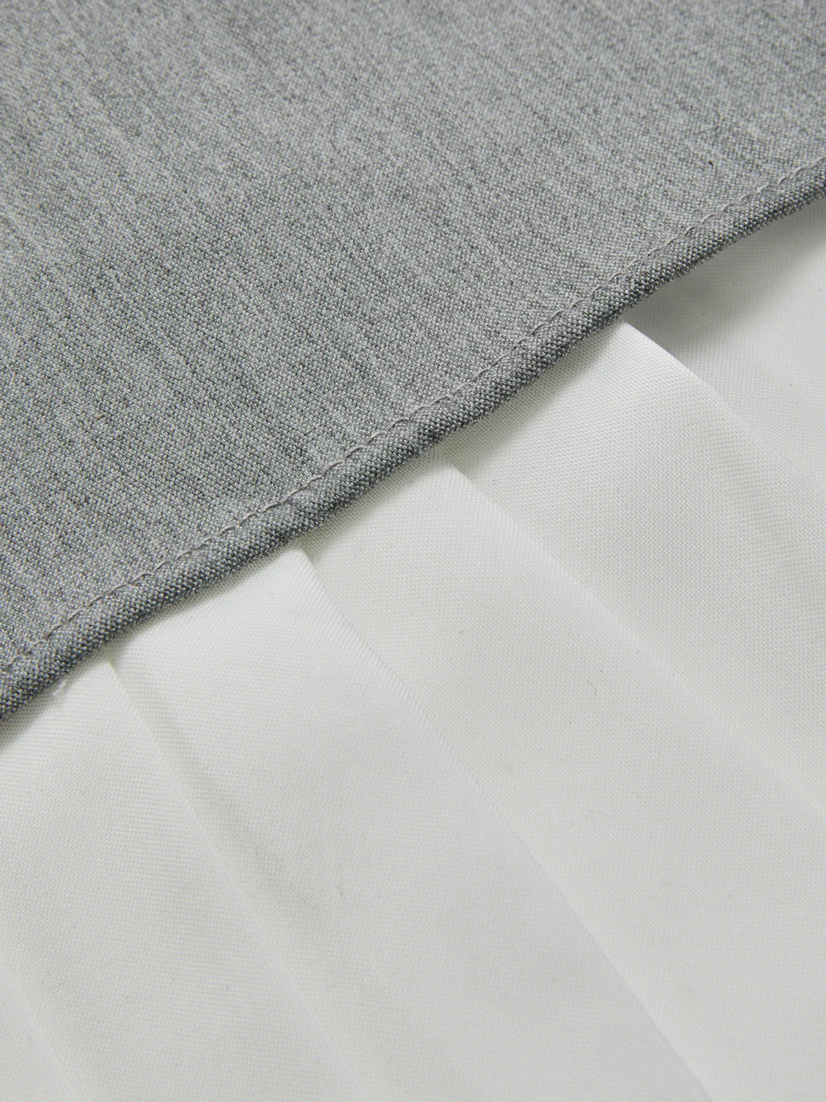 Contrast Pleated Hem Sleeveless Mini Dress - Image 4