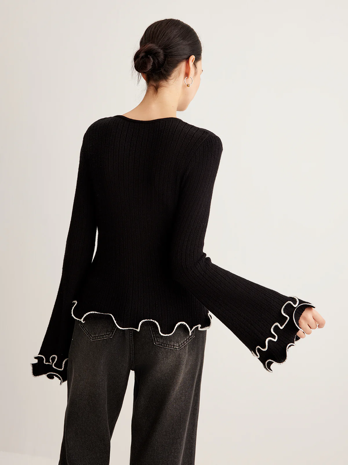 Contrast Ruffle Sweater - Image 3