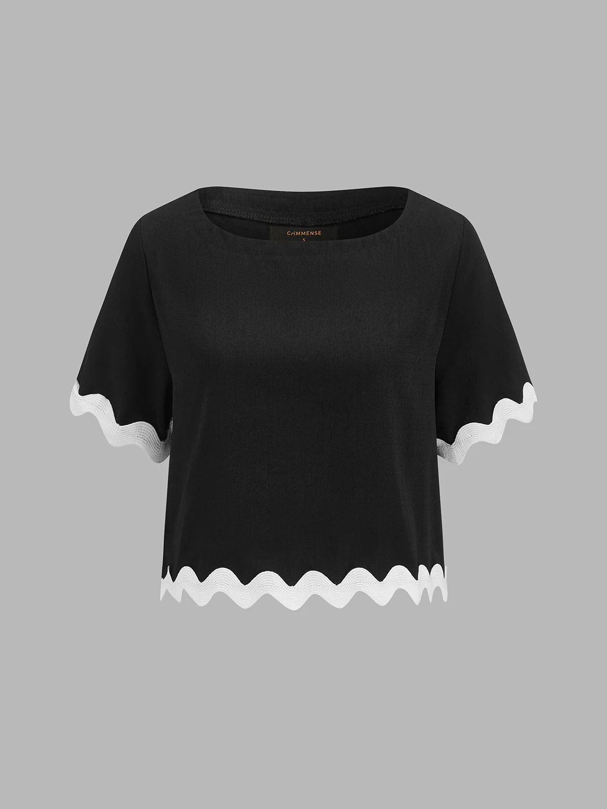 Contrast Scallop Trim Short Sleeve Top & Shorts Set - Image 2