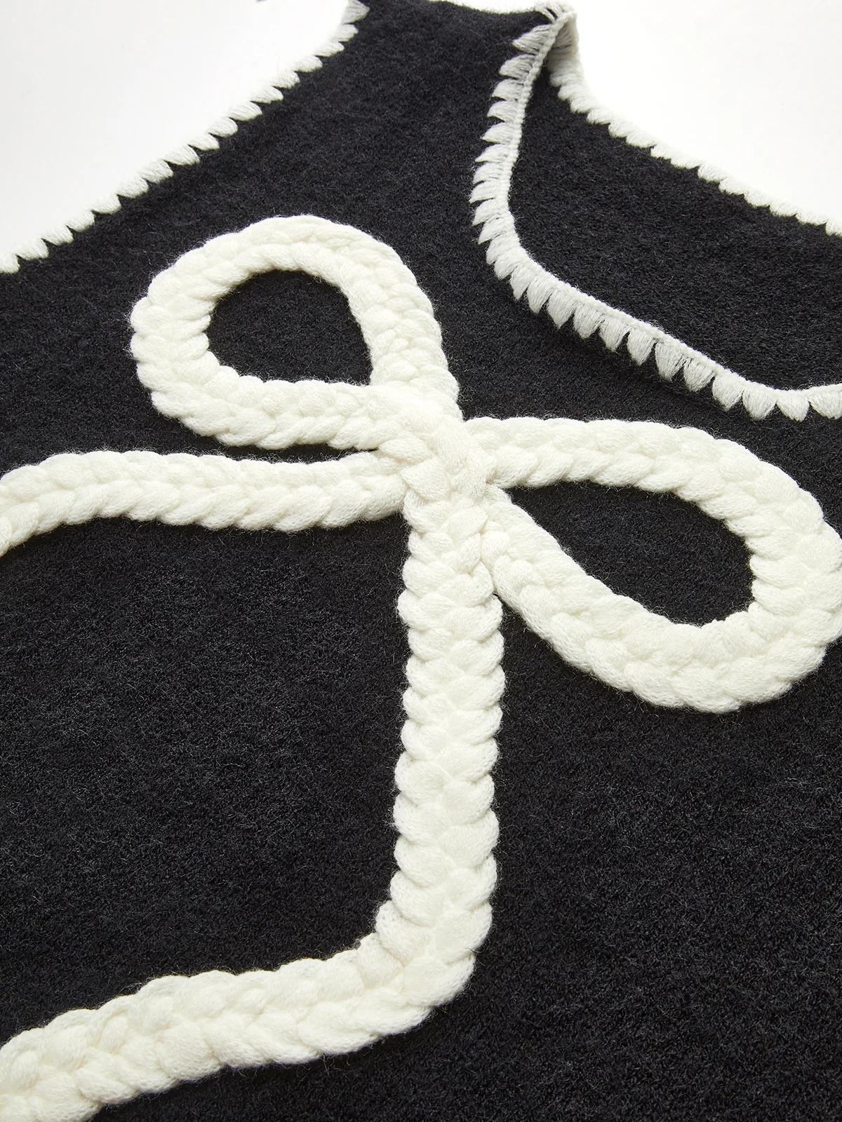 Contrast Trim Bow Sweater Vest - Image 3