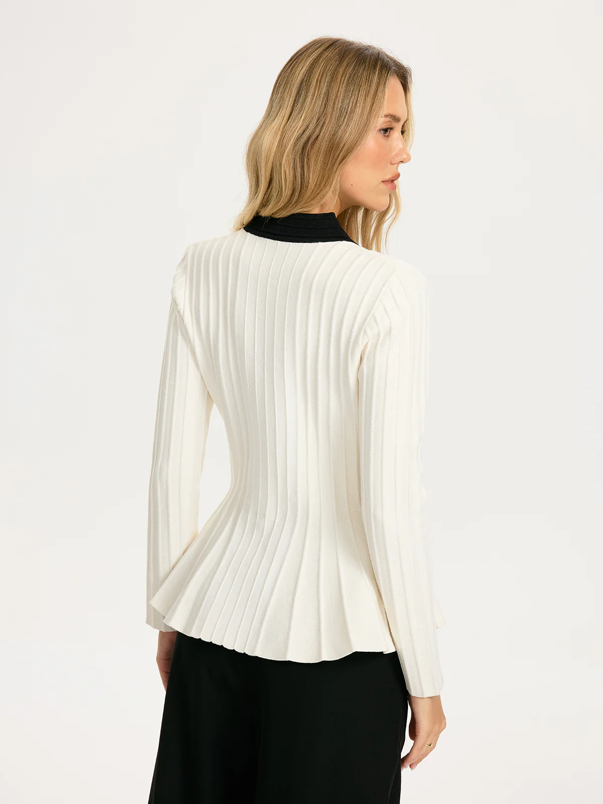 Contrast-Trim Deep V-Neck Peplum Cardigan - Image 4
