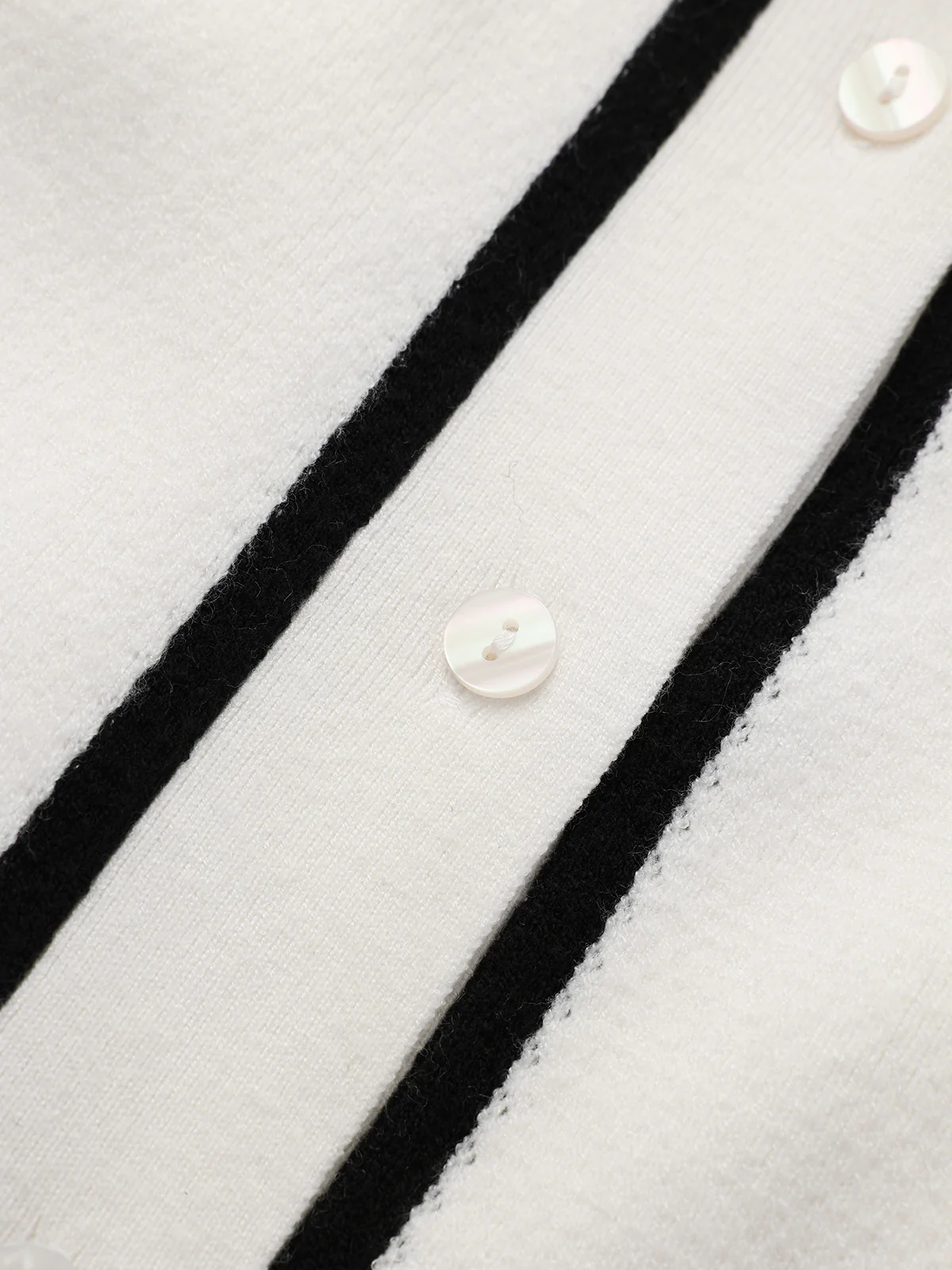 Contrast Trim Knit Shirt Dress - Image 4