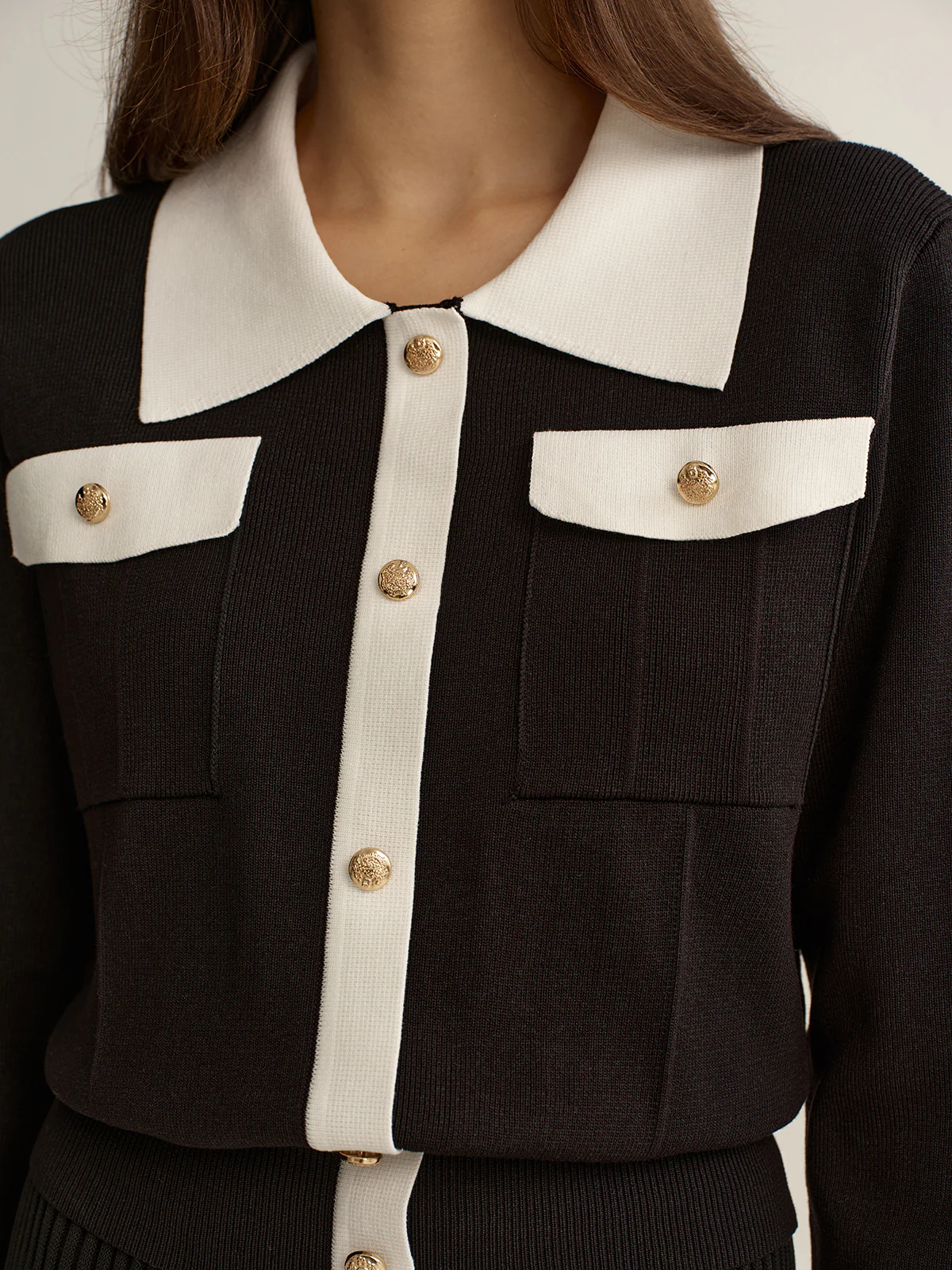 Contrast Trim Knit Top and Pleated Skirt Set - Image 5