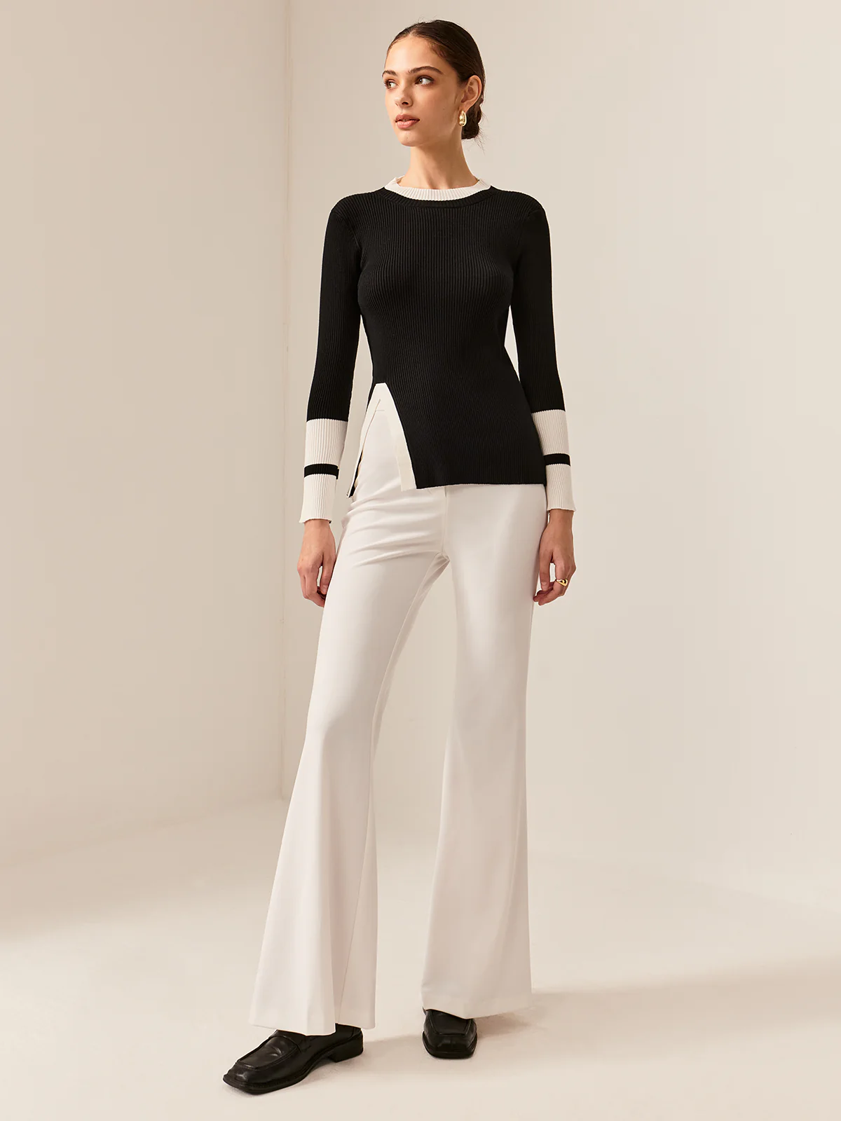 Contrast Trim Slit Stretch Knit Top - Image 2