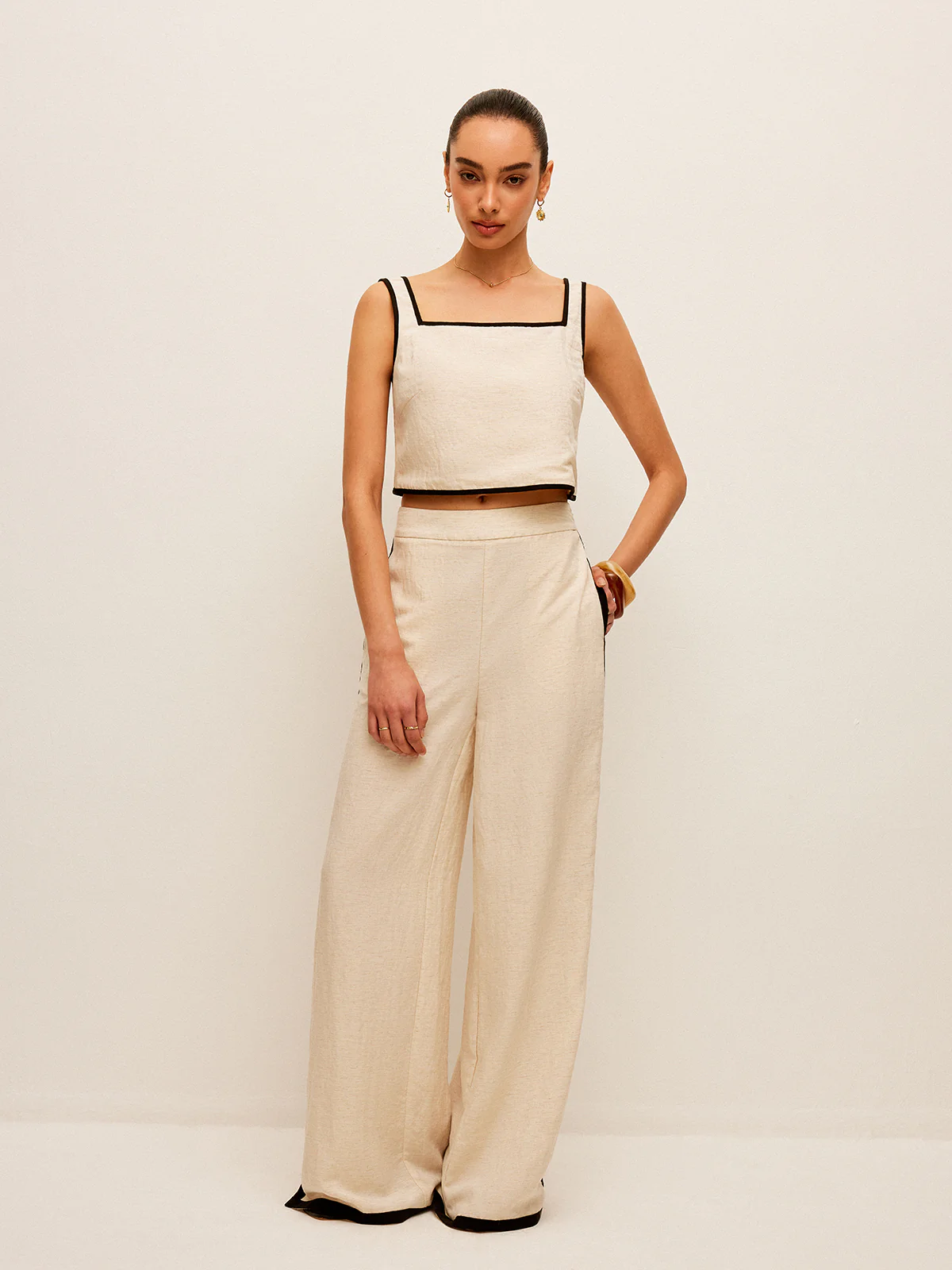 Cotton & Linen Contrast Trim Square-Neck Tank Top - Image 2
