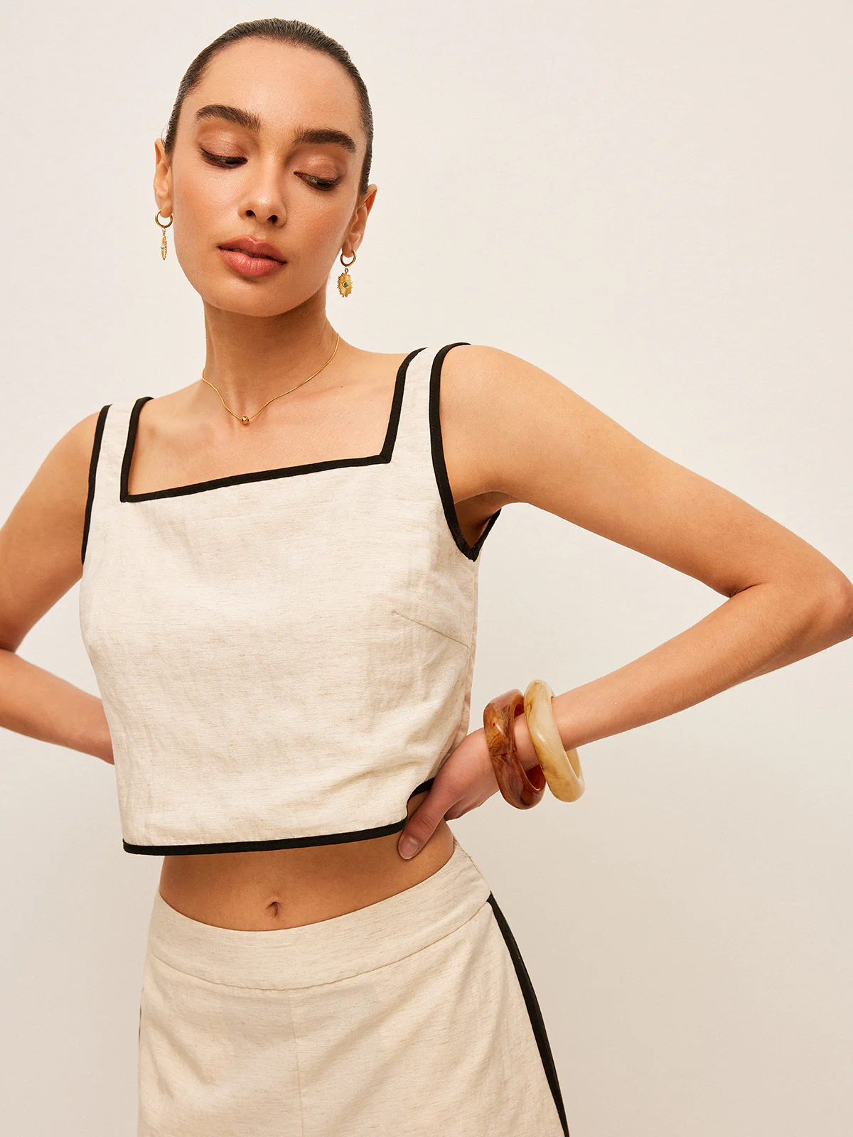 Cotton & Linen Contrast Trim Square-Neck Tank Top - Image 5