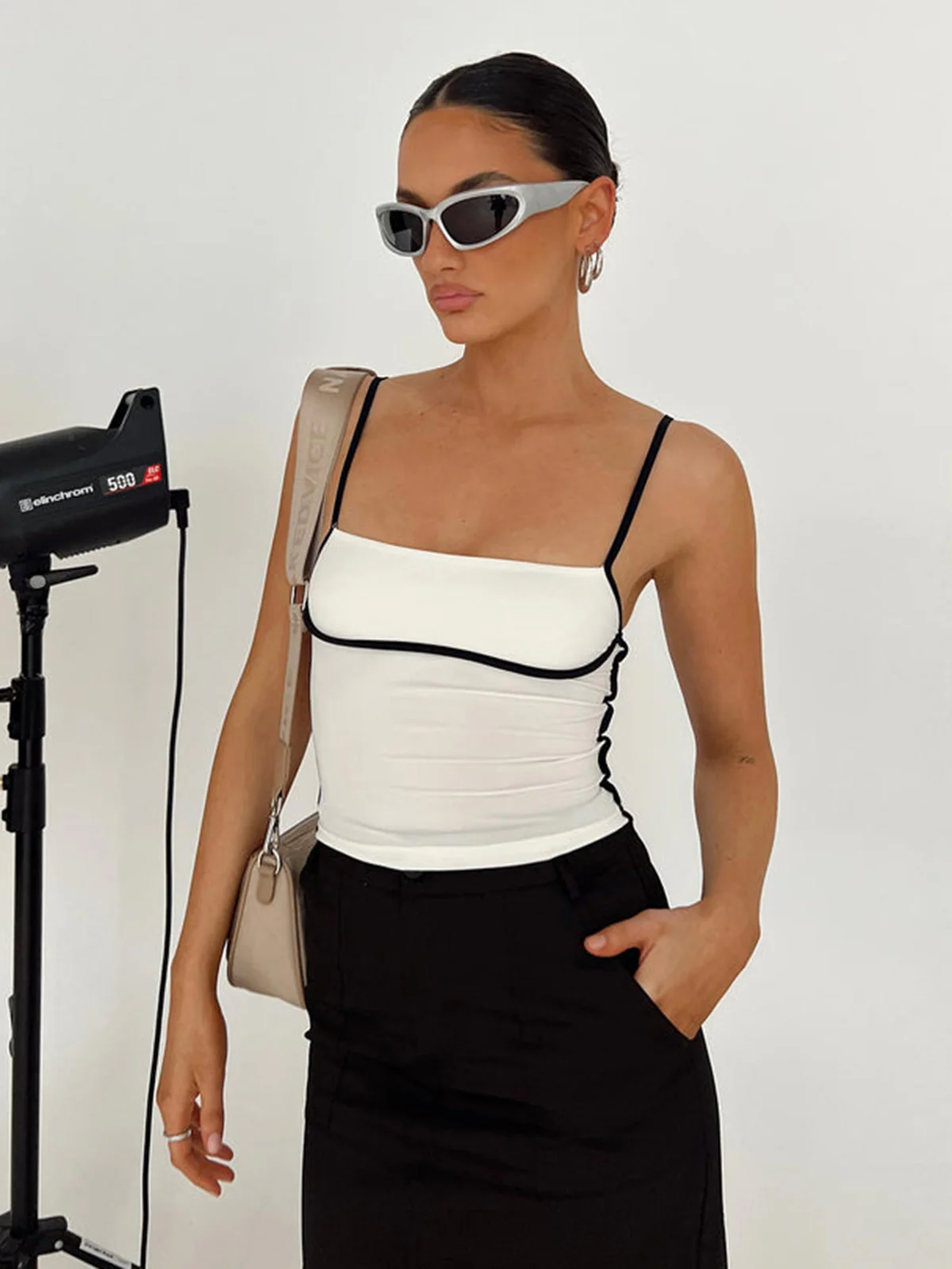 Contrast Trim Streamlined Cami Top - Image 2