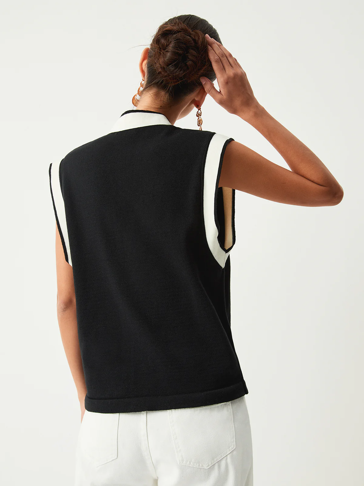 Contrast Trim Sweater Vest - Image 5