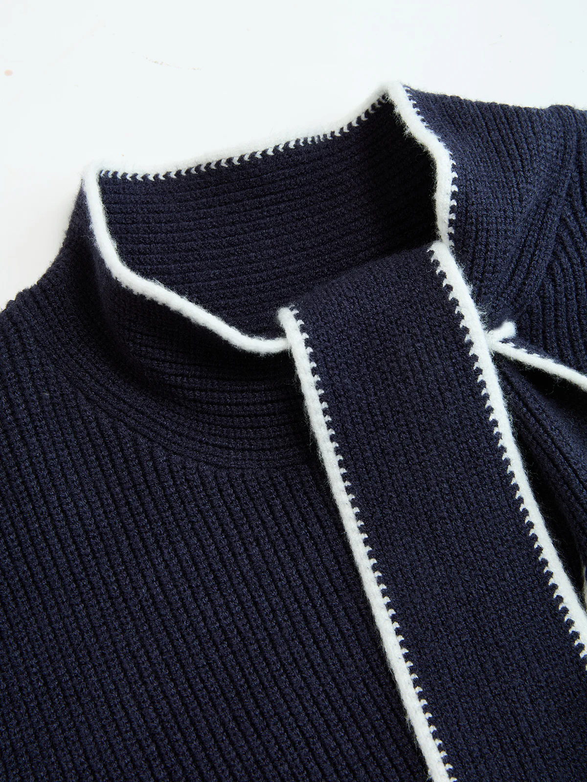 Contrast-Trim Tie-Neck Knit Midi Dress - Image 4