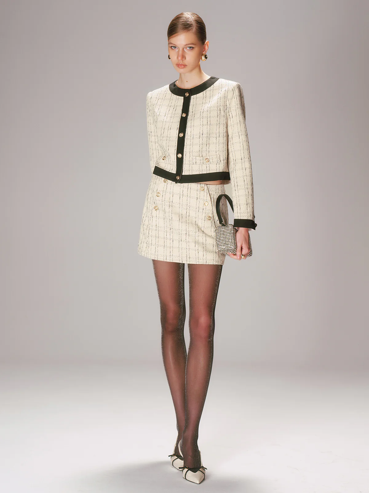 Contrast Trim Tweed Jacket and Shorts Set - Image 4