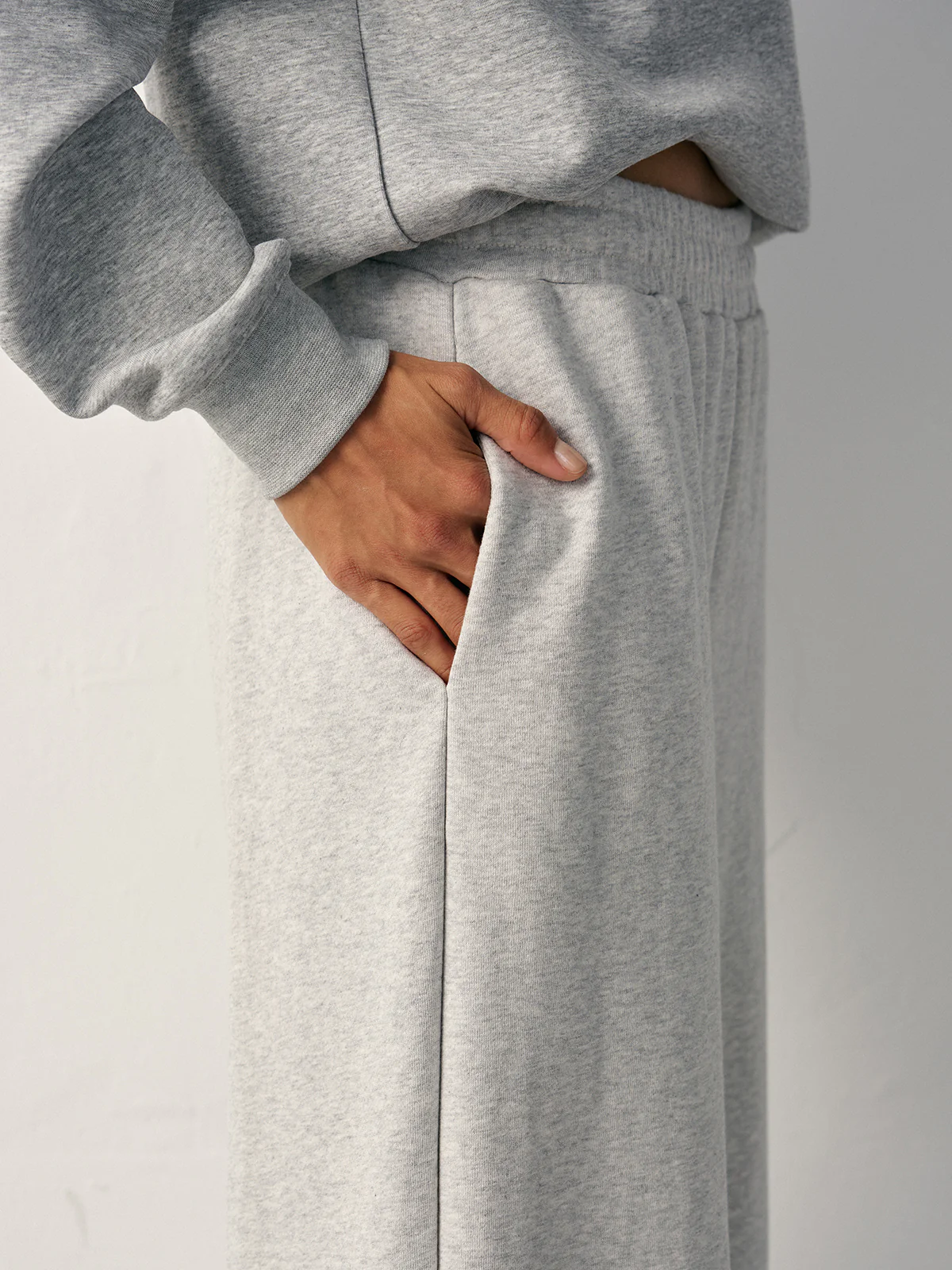 Cotton Blend Straight-Leg Sweatpants - Image 8