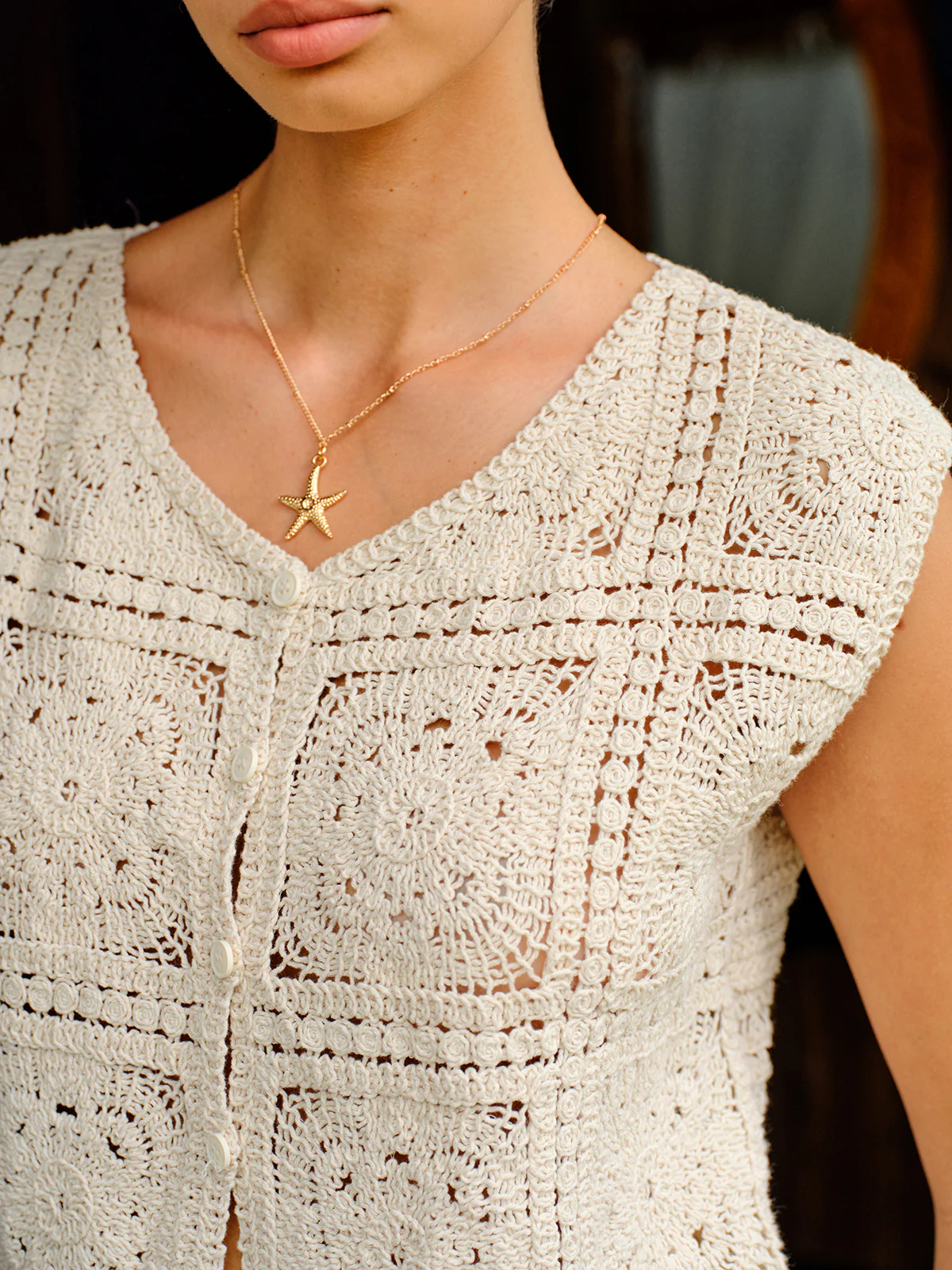 Cotton Crochet Knit Buttoned Top - Image 4