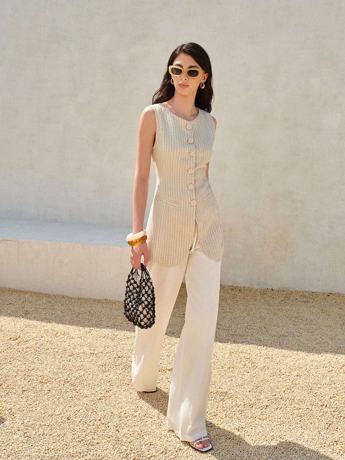 Cotton & Linen Button-Front Sleeveless Vest - Image 4