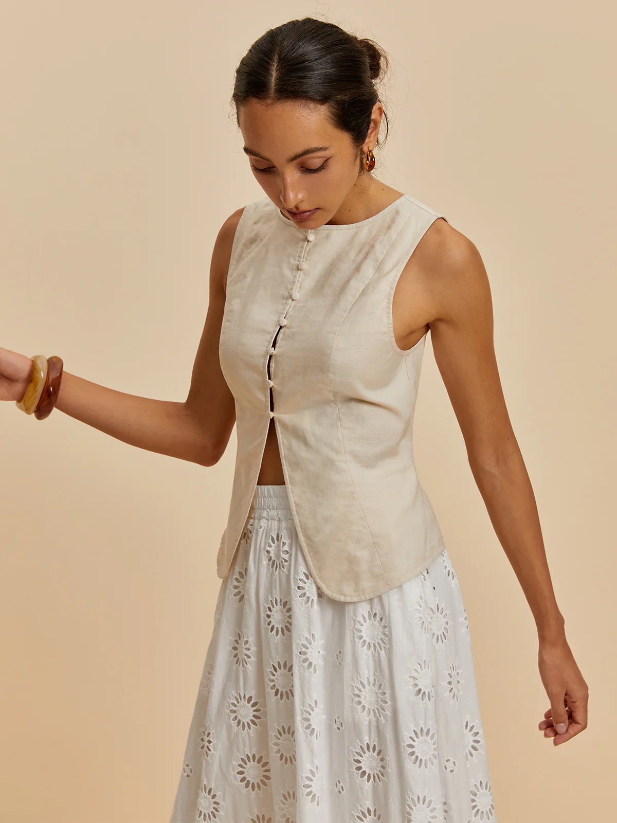 Cotton & Linen Casual Vest - Image 4