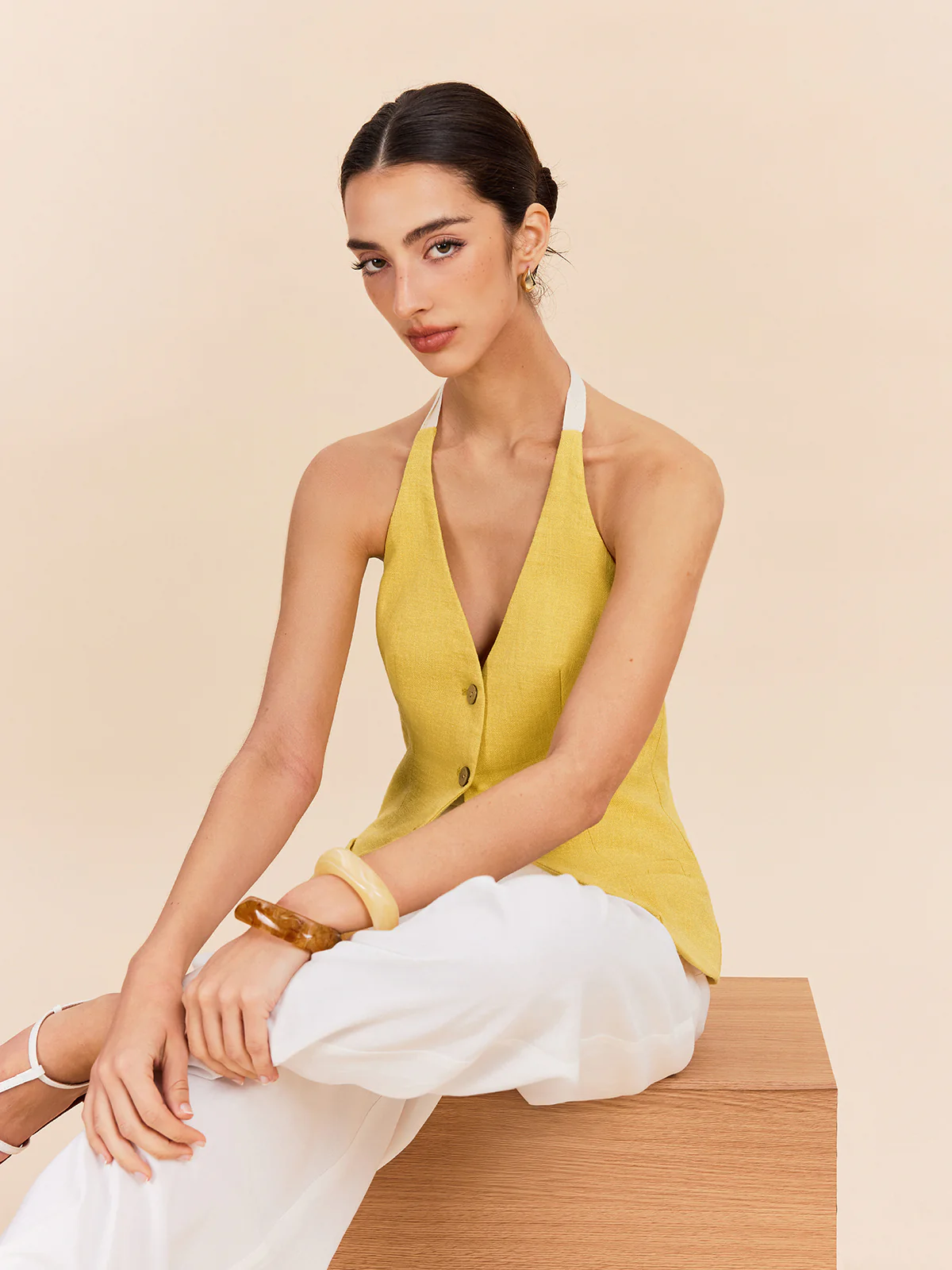 Cotton & Linen Halter Top With Decor Pocket - Image 3