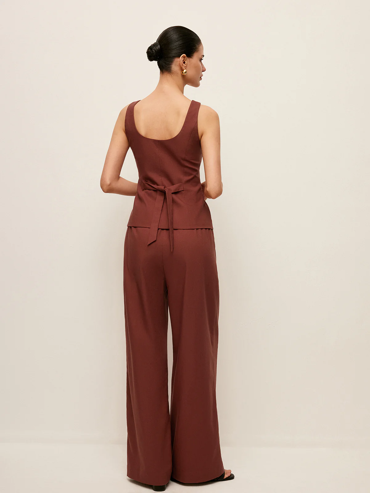 Cotton & Linen Tied Back Vest With Drawstring Pants Set - Image 3