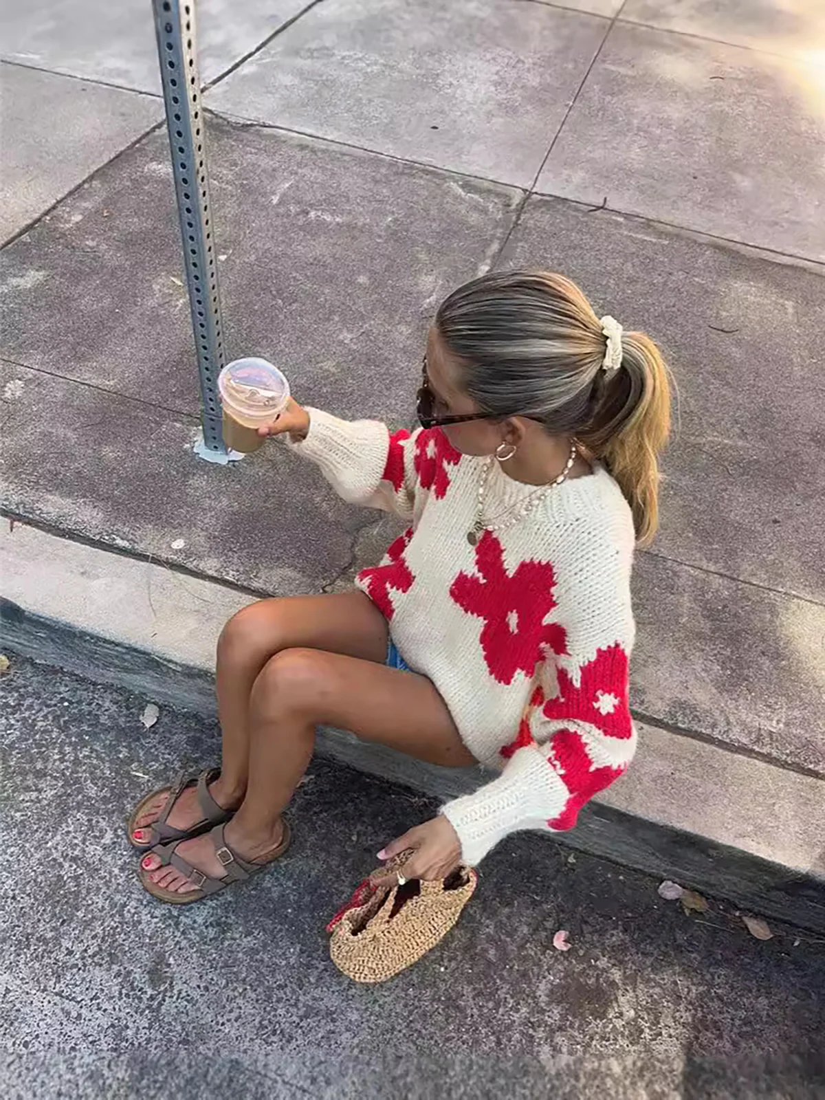 Crew Neck Flower Mechanism Knitting Top - Image 2