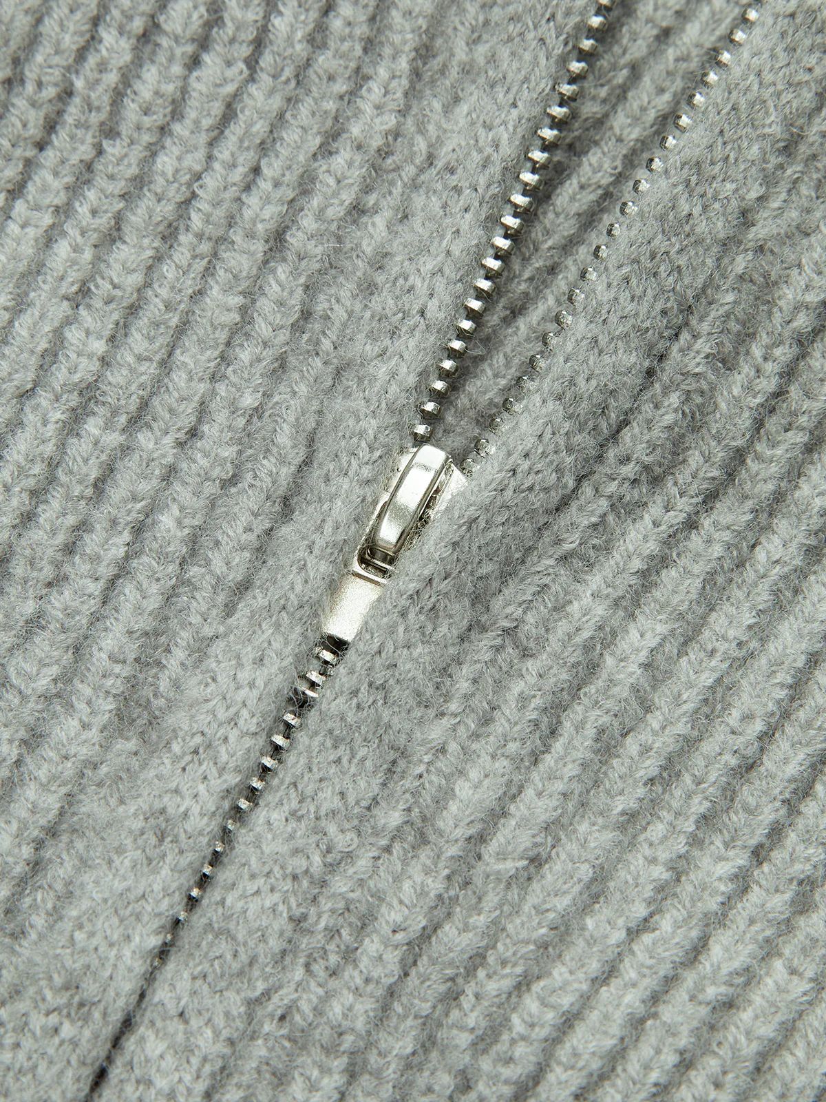 Crew Neck Zip-Up Knit Outerwear - Image 3