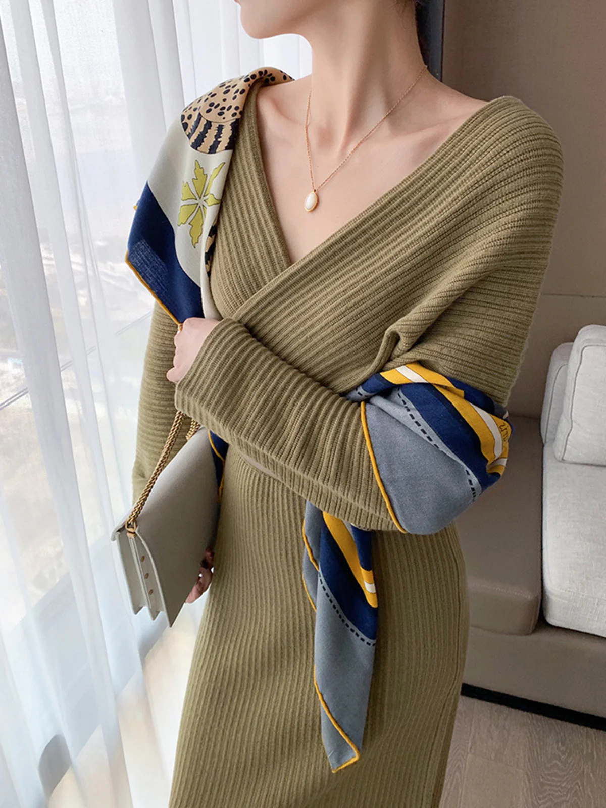 Criss Cross Sweater Dress Without Belt - Image 9