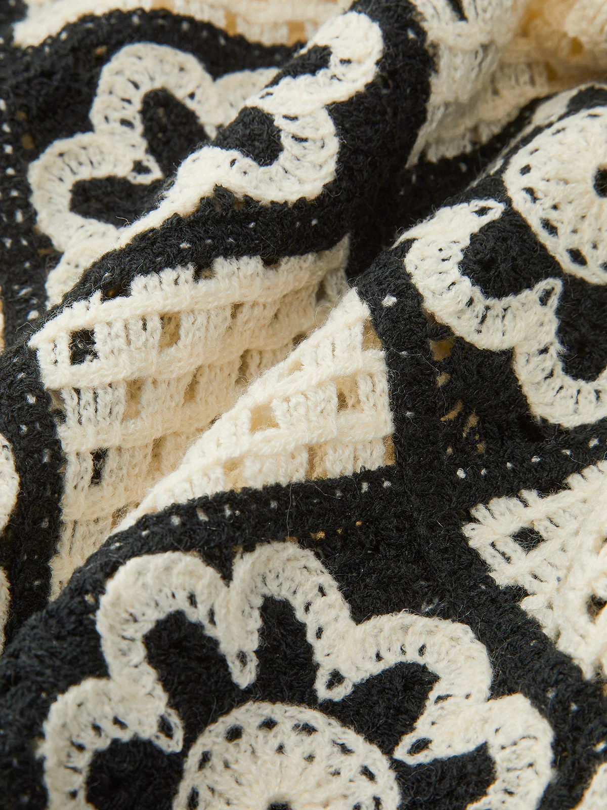 Crochet Floral Top With Pant Set - Image 8