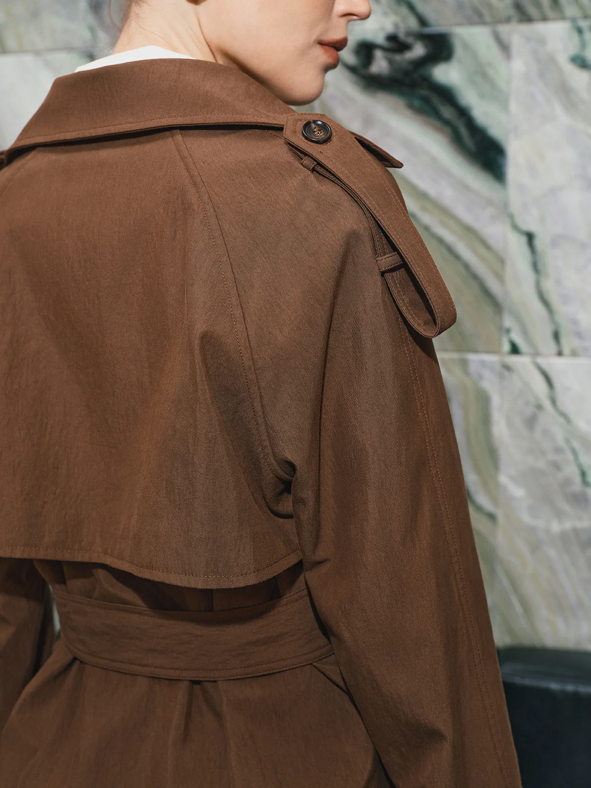 Cropped Double-Breasted Belted Trench Coat - Image 7