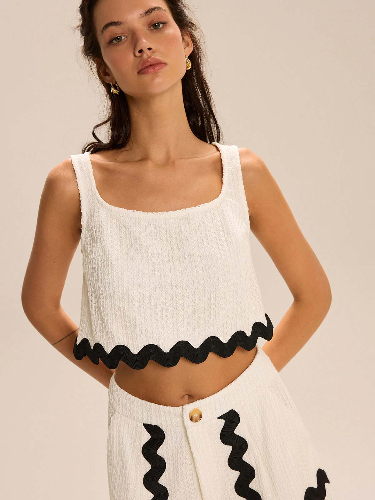 Cropped Tank Top And Scalloped-Trim Shorts Set - Image 5