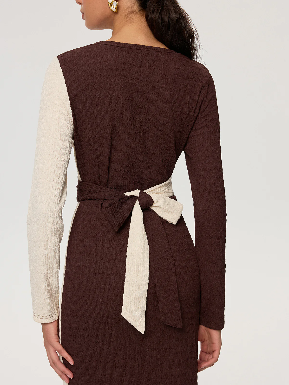 Cross-Tie Textured Color-Block Maxi Dress - Image 6