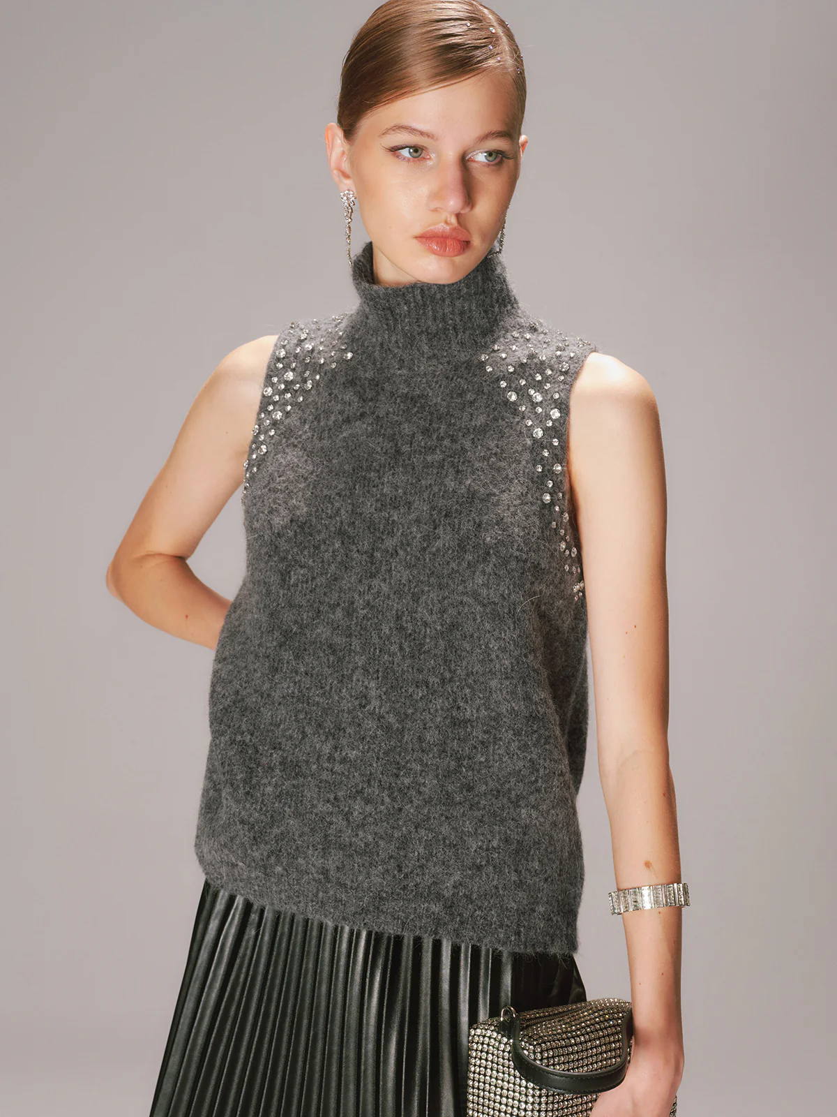 Crystal Embellished Wool-Blend Sweater Vest - Image 4