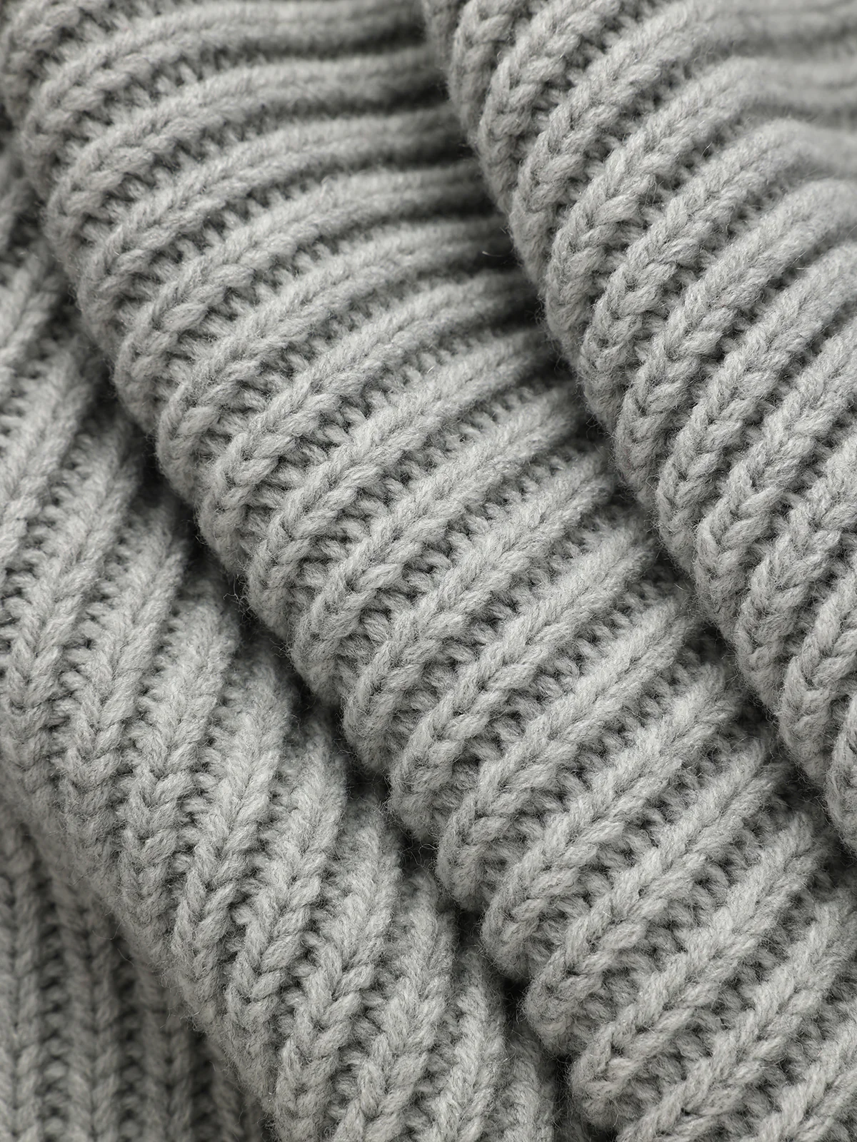 Cuffed Sleeve Ribbed Knit V-Neck Sweater - Image 3