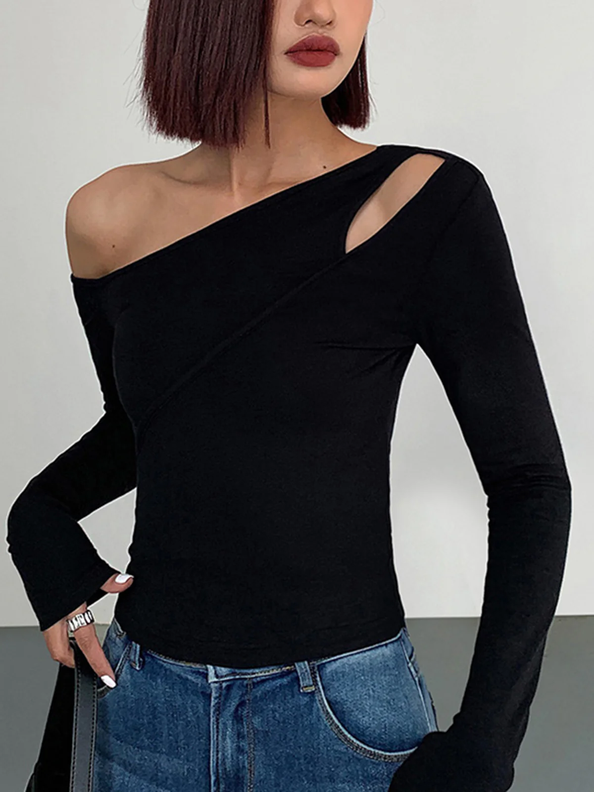 Cut Out Asymmetric Off Shoulder Slinky Long Sleeve Shirt - Image 3