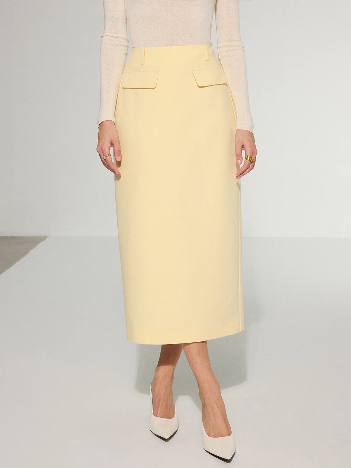 Decor Pocket Back Slit Midi Skirt