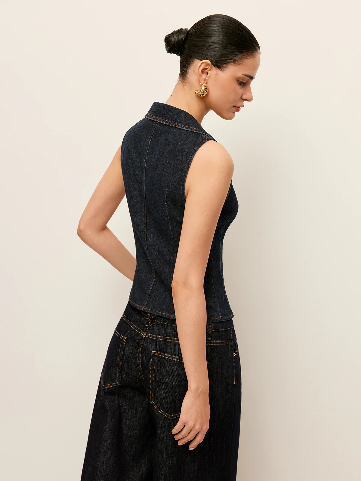 Denim Collared Vest With Floral Button Detail - Image 7