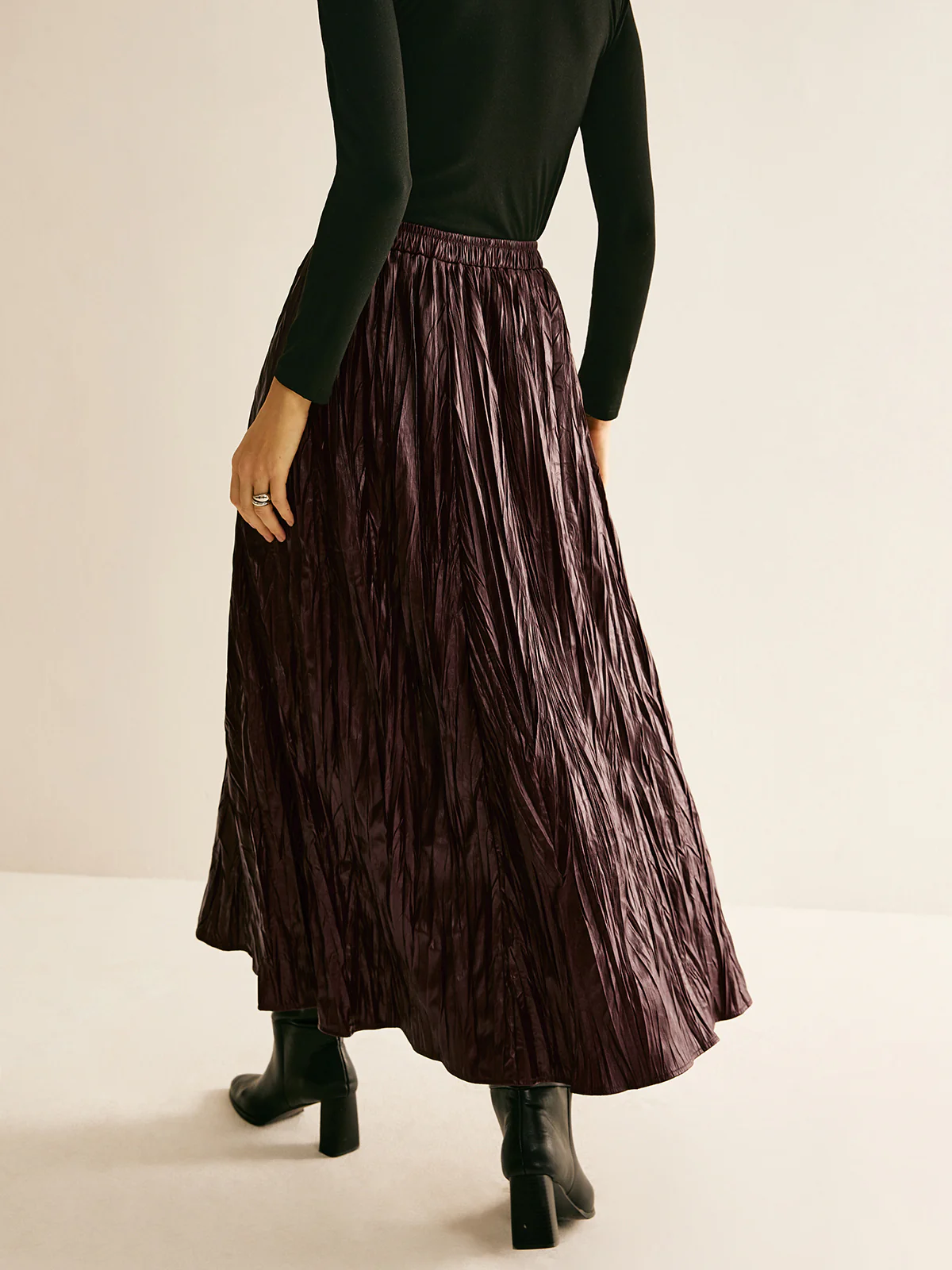 Elastic Waist Faux Leather Skirt - Image 4