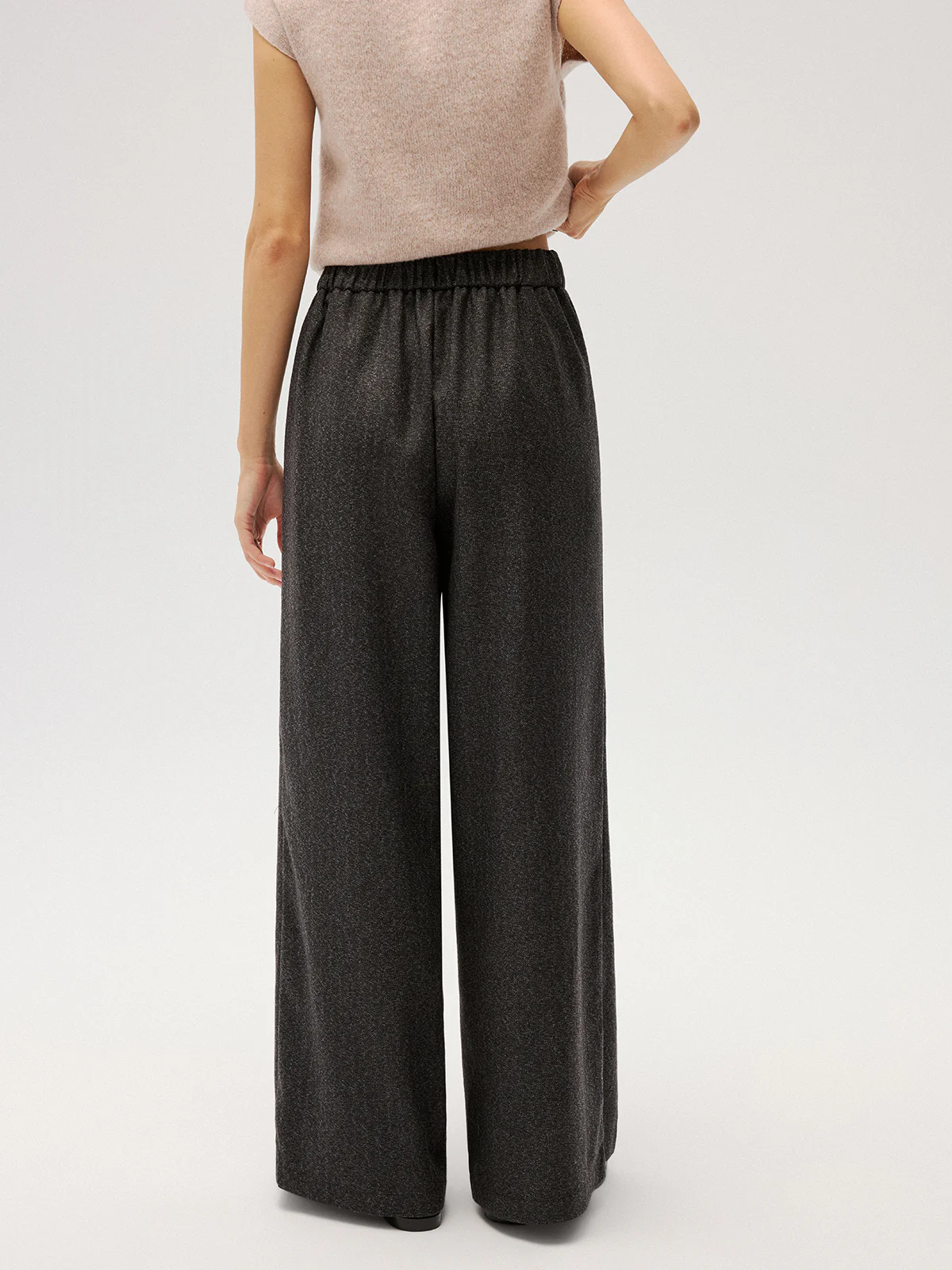 Elastic Waist Pleated Wide Leg Pants - Image 6