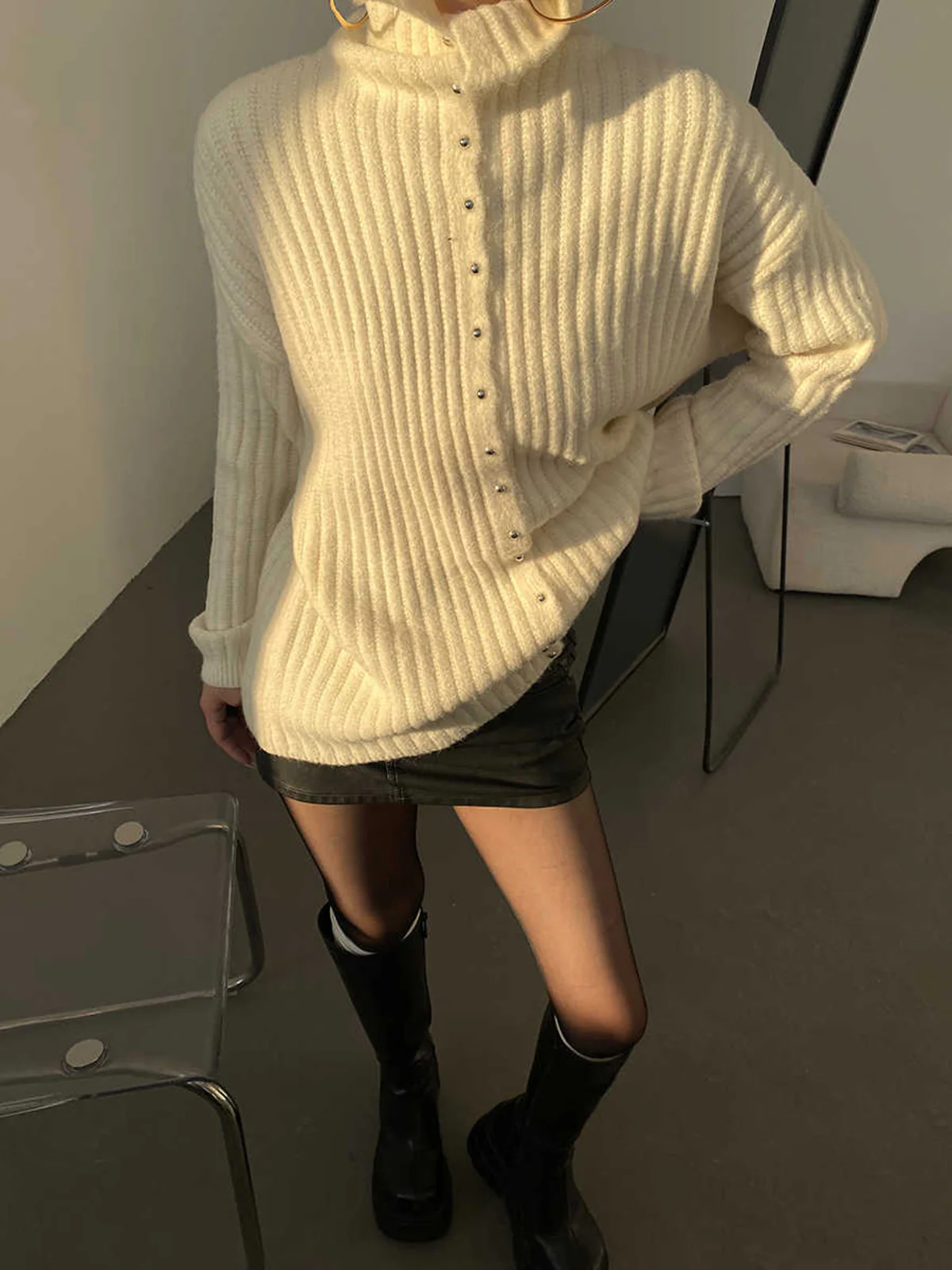 Elegant Button Cardigan - Image 4
