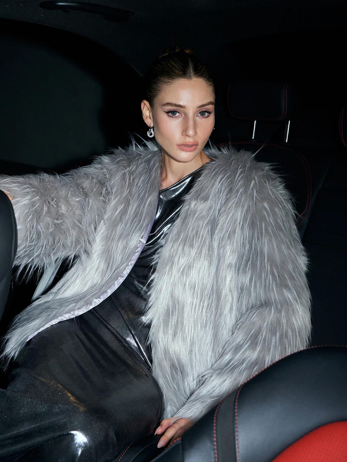 Elegant Faux Fur Coat - Image 3